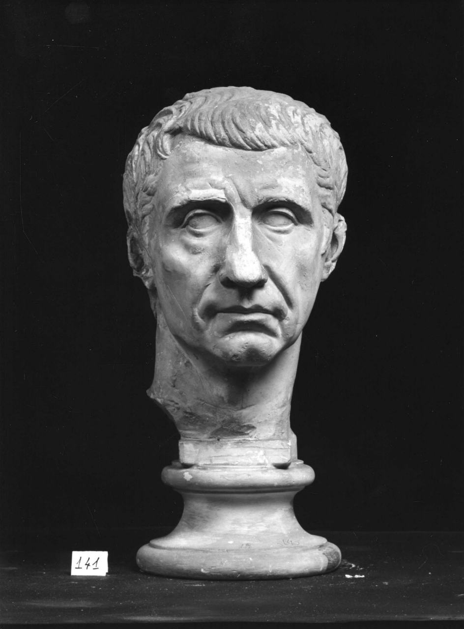 ritratto di Giulio Cesare (scultura) - produzione italiana (sec. XX)