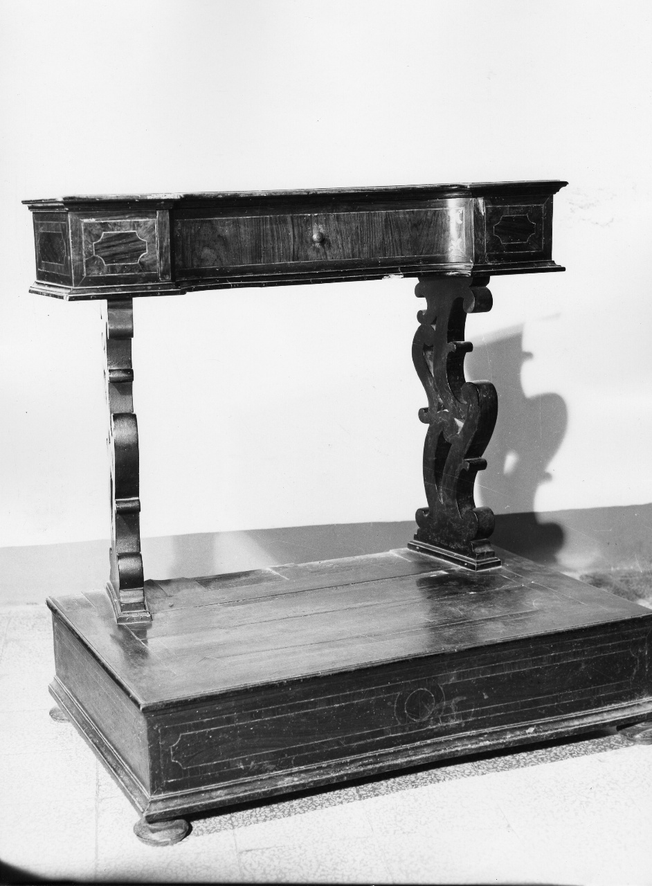 inginocchiatoio - manifattura pistoiese (sec. XVIII)