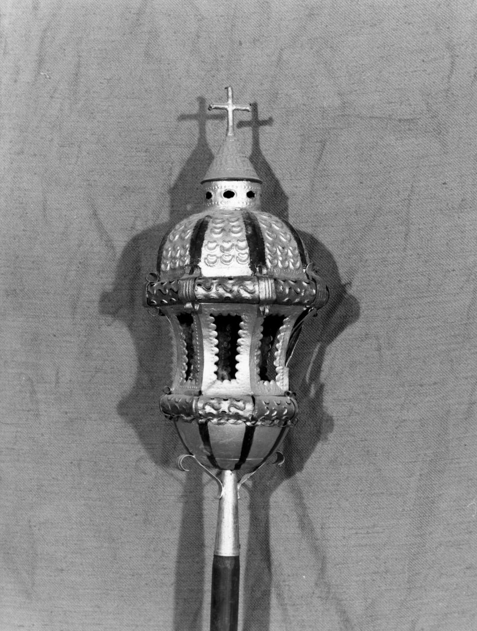 lanterna processionale - produzione toscana (sec. XIX)