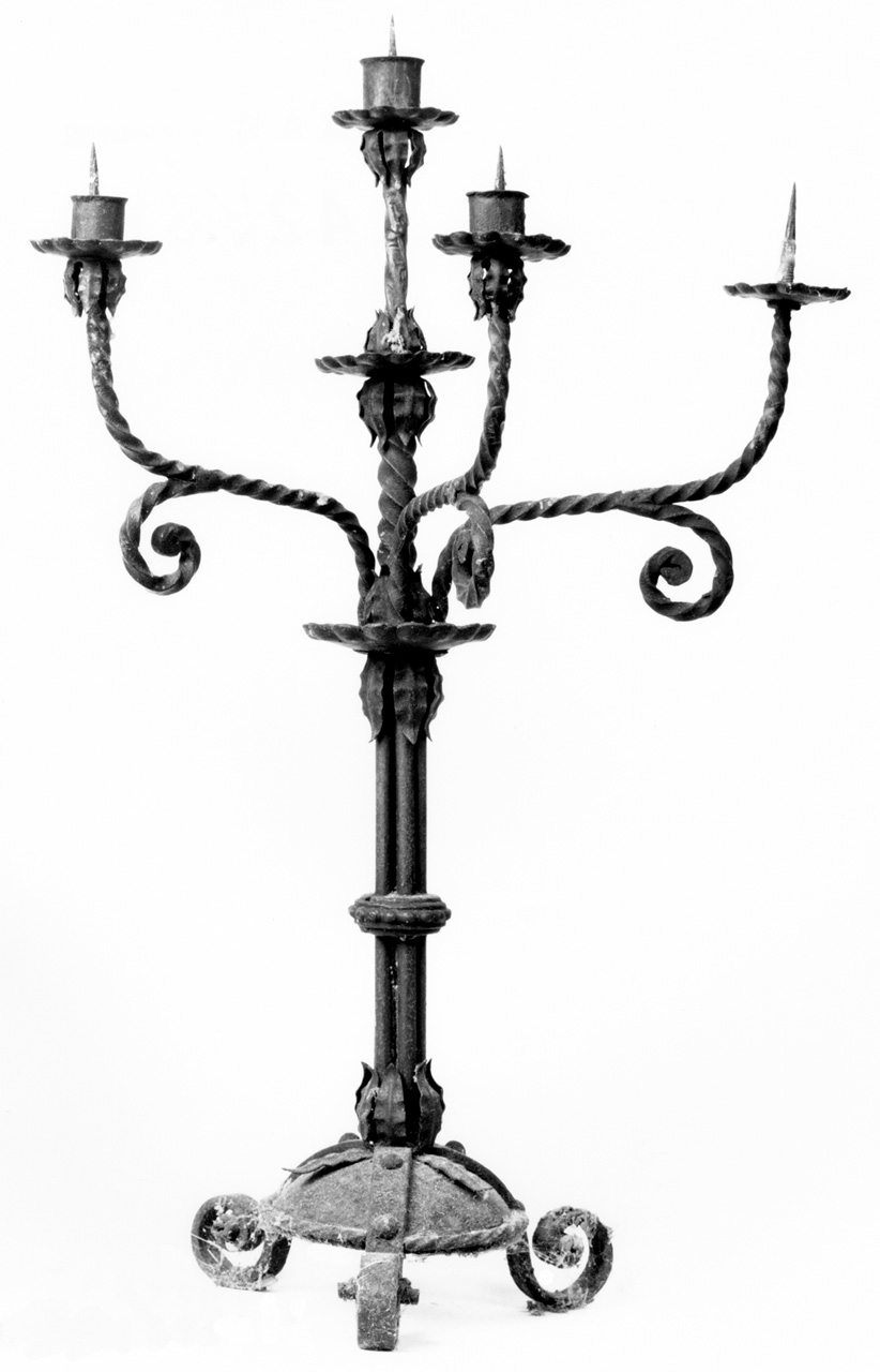 candelabro, opera isolata - produzione toscana (prima metà sec. XX)