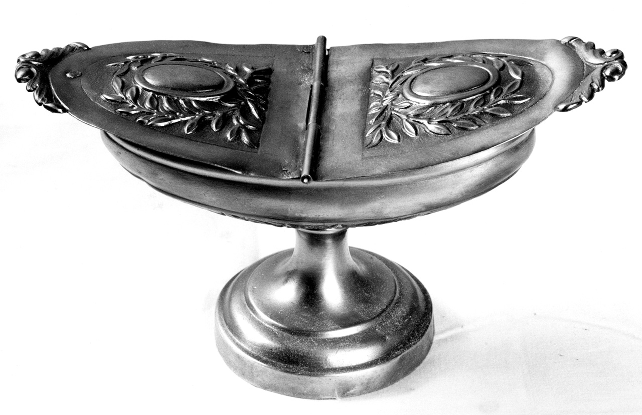 navicella portaincenso - manifattura toscana (prima metà sec. XIX)