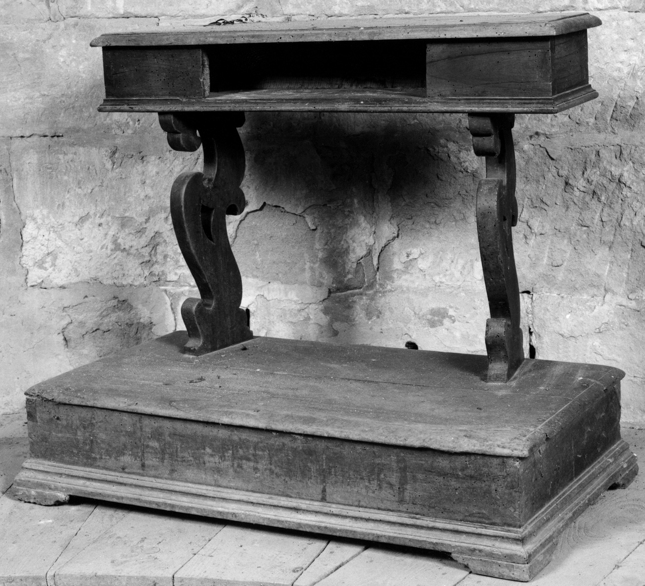 inginocchiatoio - produzione toscana (seconda metà sec. XIX)