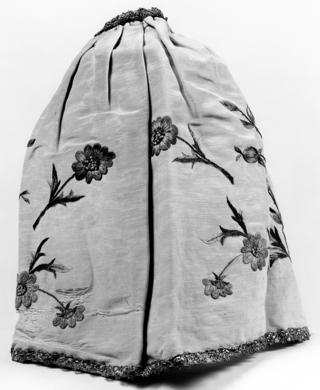 conopeo di pisside - manifattura toscana (prima metà sec. XIX)