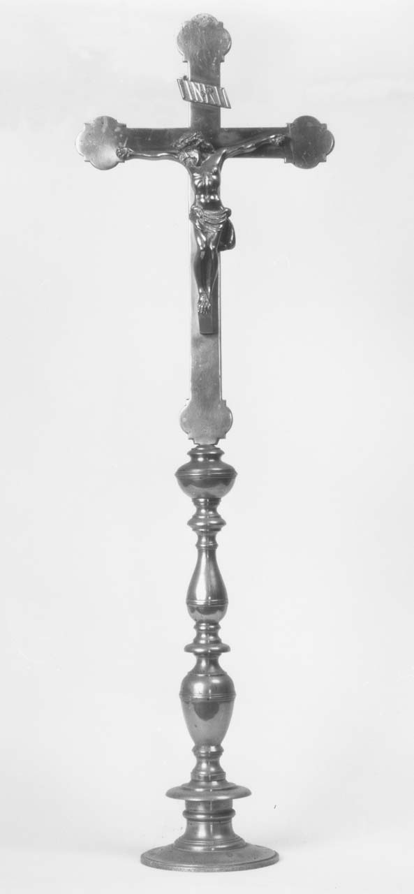 croce d'altare - produzione toscana (primo quarto sec. XX)