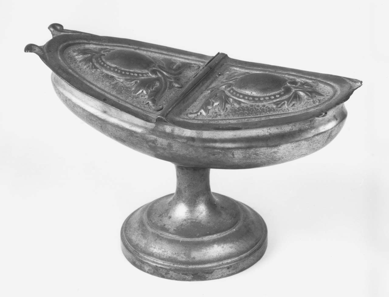 navicella portaincenso - produzione toscana (sec. XIX)