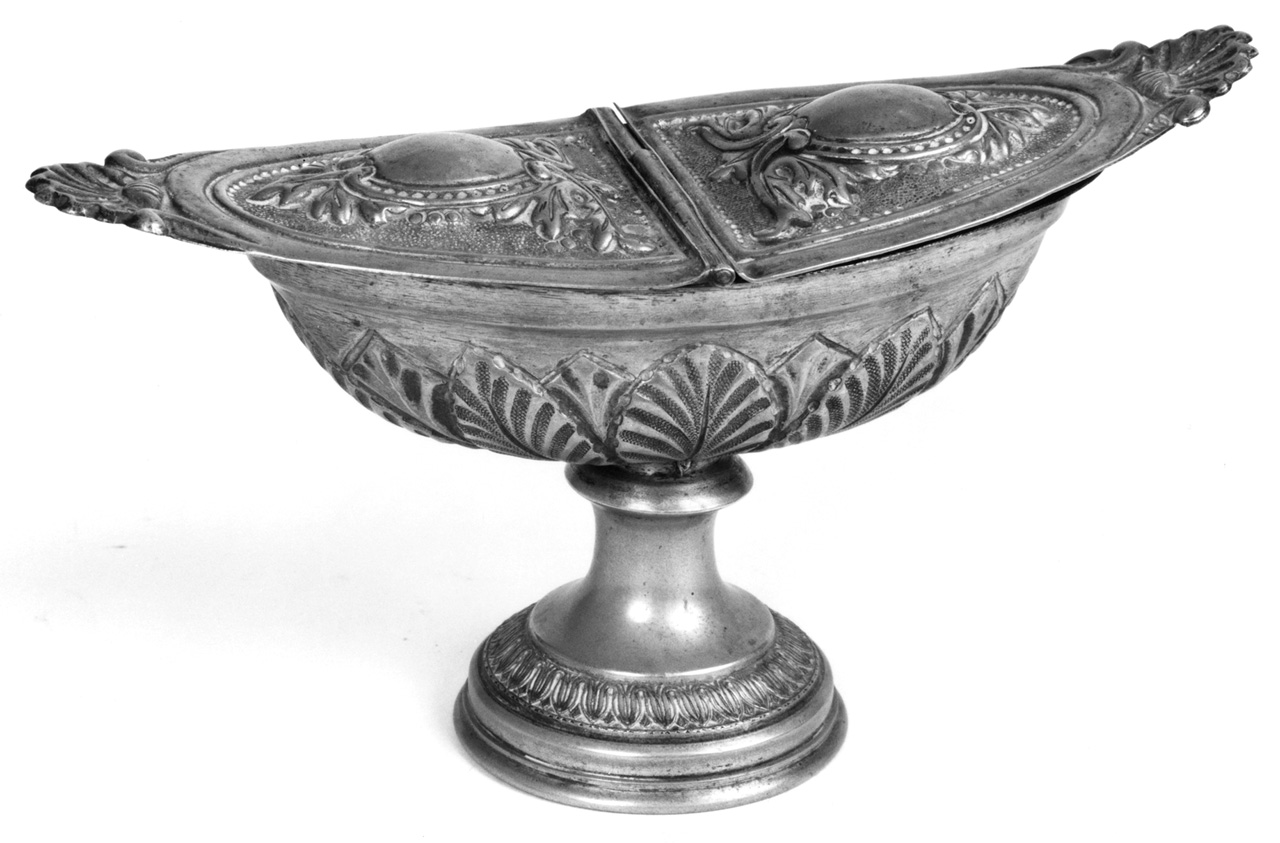 navicella portaincenso - produzione toscana (fine/inizio secc. XVII/ XVIII)