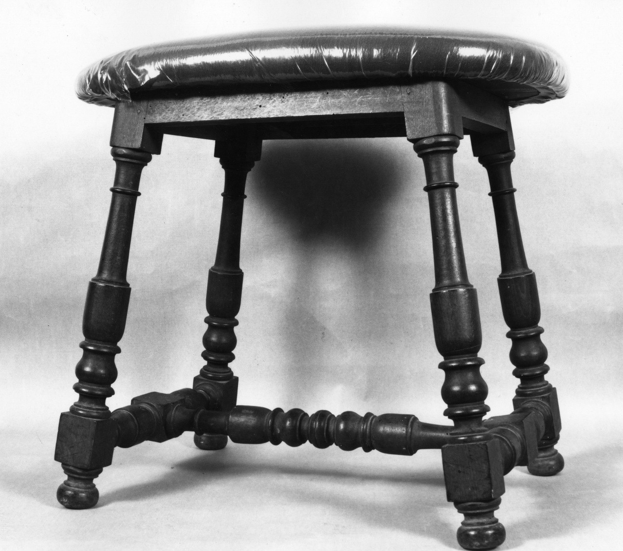 sgabello, serie - bottega toscana (fine/inizio secc. XIX/ XX)