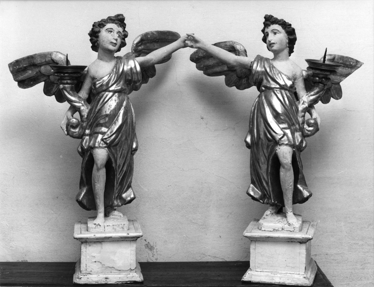 angelo reggicandelabro (candelabro - a statuetta, coppia) - bottega toscana (sec. XVIII)