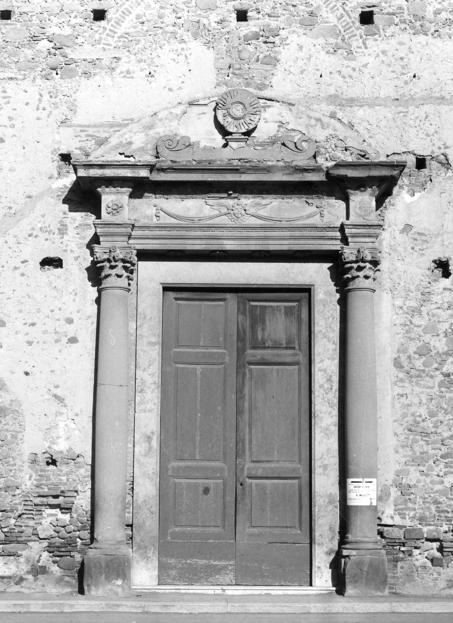portale architravato - bottega toscana (metà sec. XVII)