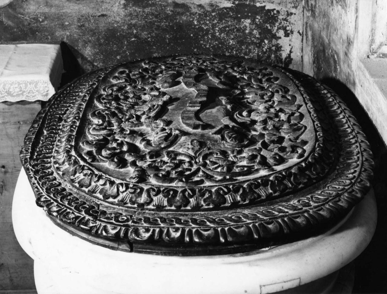 coperchio del fonte battesimale - bottega toscana (fine/inizio secc. XVI/ XVII)