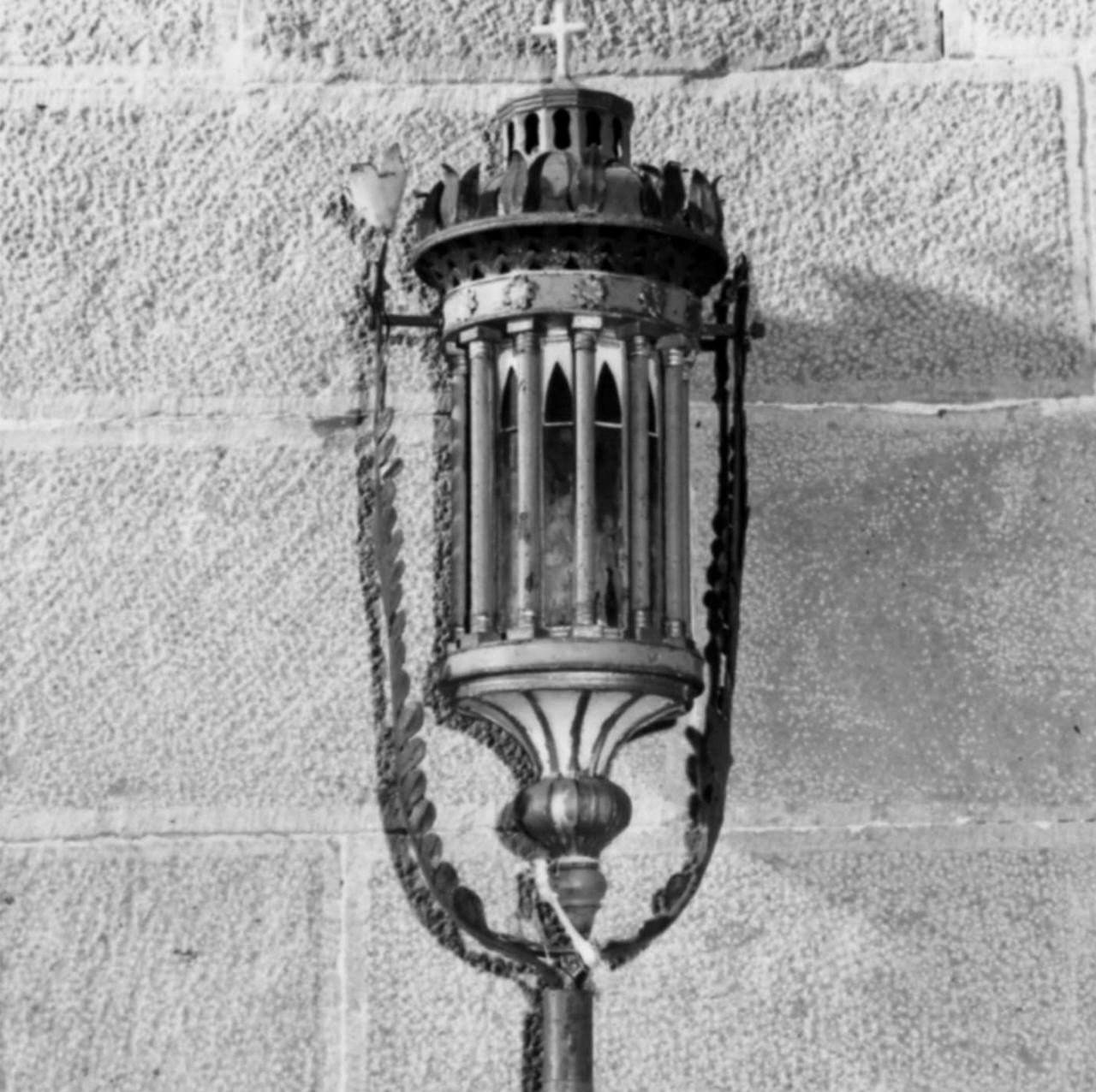 lanterna processionale, serie - bottega toscana (sec. XIX)