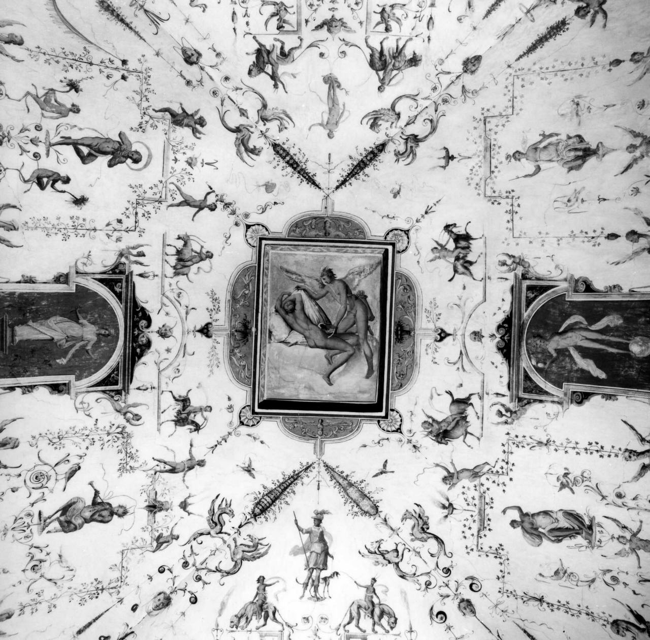 Amore e Psiche con figure allegoriche e mitologiche e decorazione a grottesche (decorazione pittorica) di Fei Alessandro detto Alessandro del Barbiere (sec. XVI)