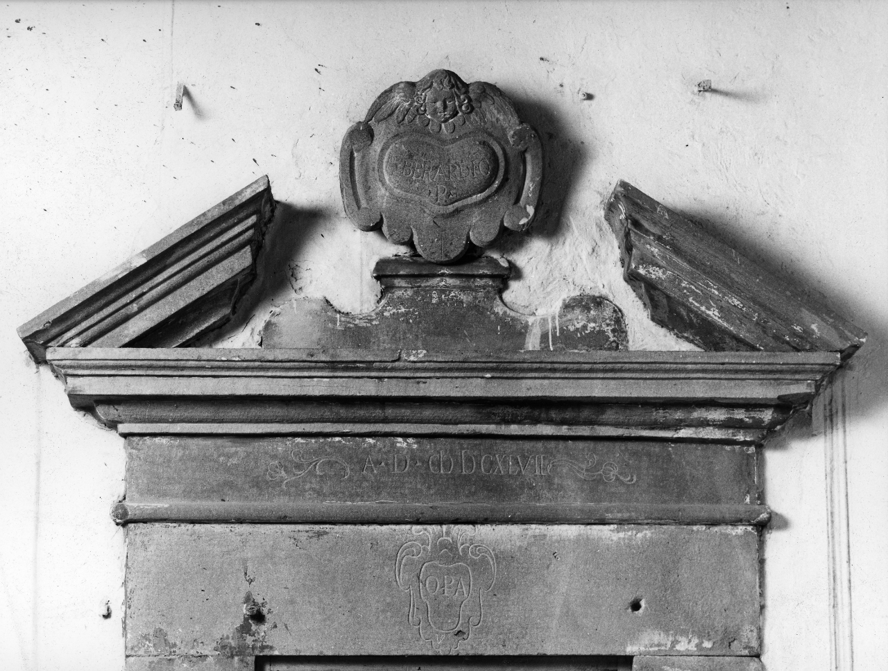 trabeazione - bottega toscana (sec. XVII)