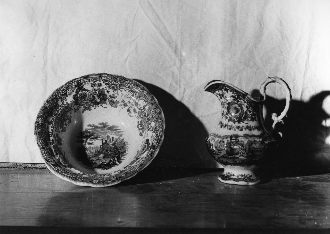 vassoio di brocca - bottega tirolese (sec. XIX)