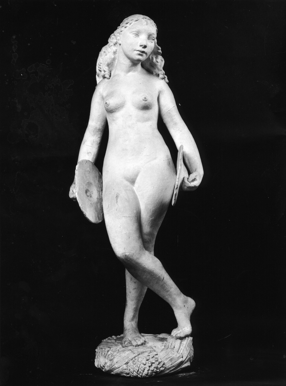 Danzatrice con i cembali, figura femminile nuda (statua) di Andreotti Libero (sec. XX)