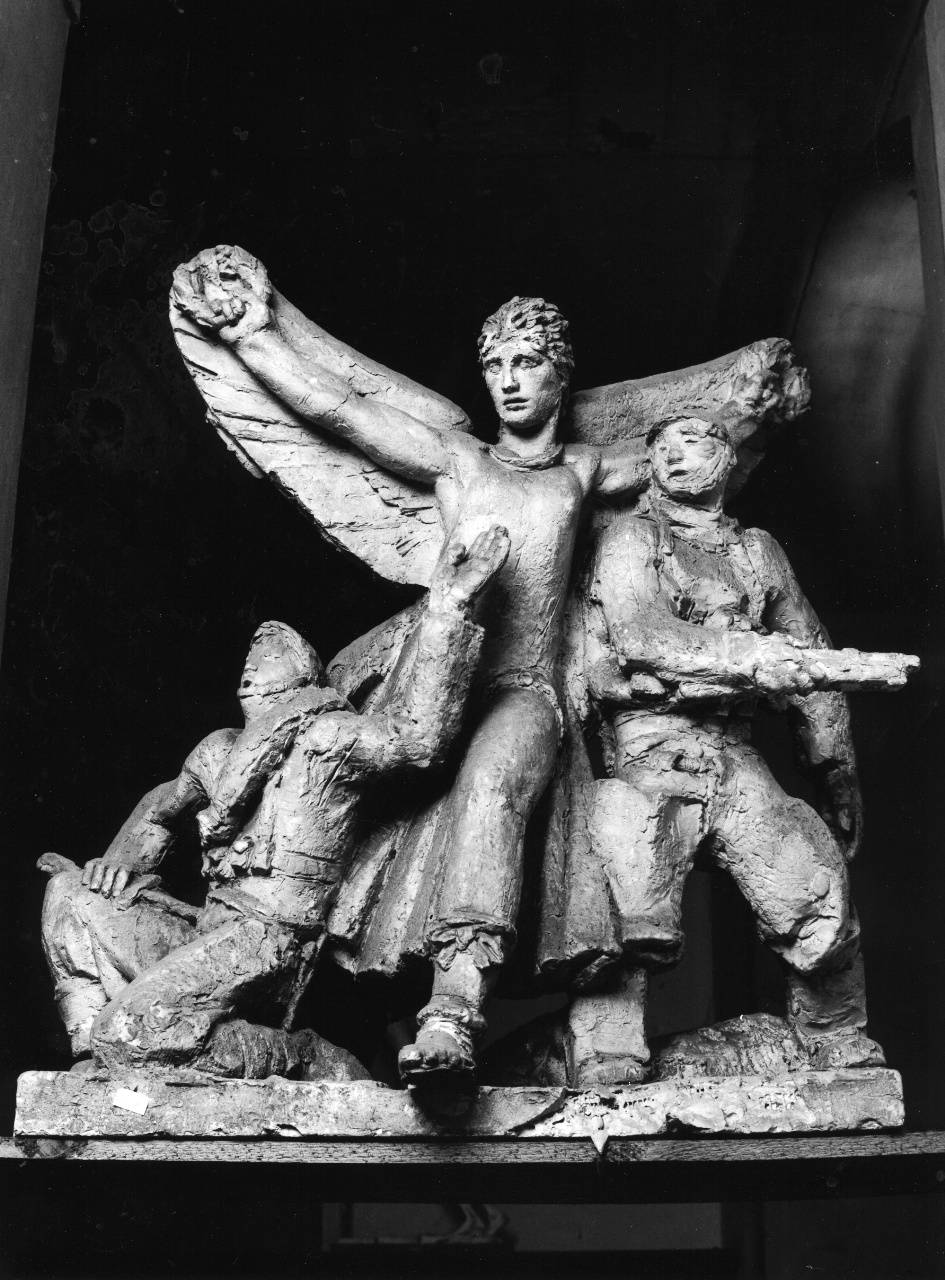 Vittoria alata fra due soldati, figure allegoriche (statuetta) di Andreotti Libero (sec. XX)