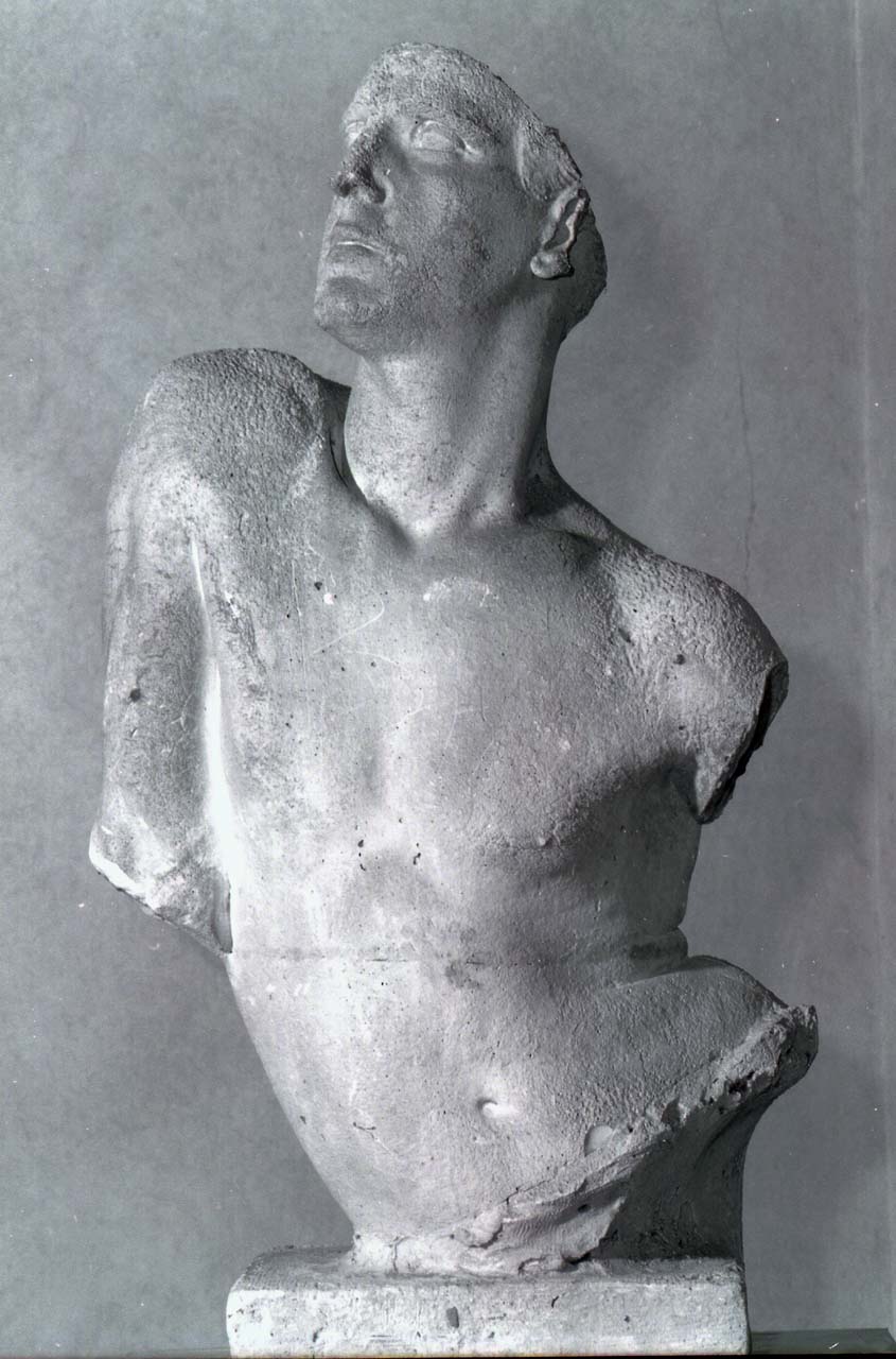 figura maschile nuda (statua, frammento) di Giovannini Agostino (sec. XX)