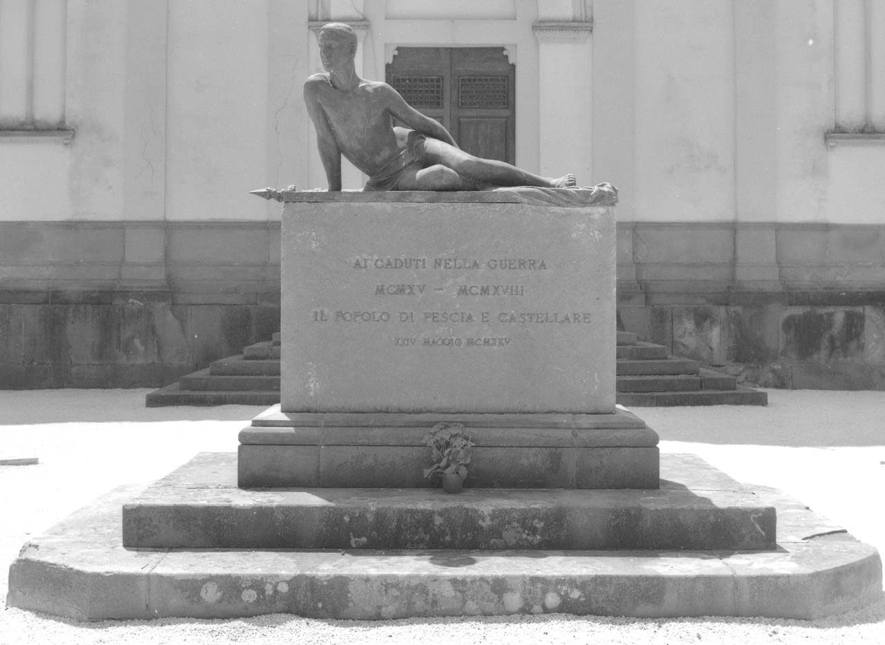 figura maschile nuda (monumento ai caduti) di Fonderia Artistica Versiliese (sec. XX)