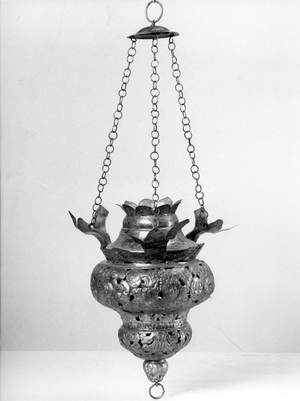 lampada pensile a vaso - bottega fiorentina (sec. XVII)