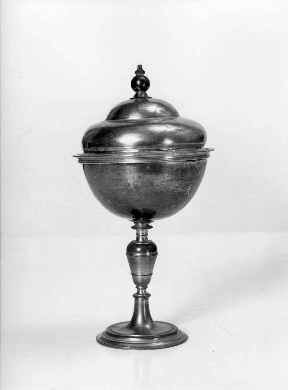 pisside - bottega toscana (prima metà sec. XVII)