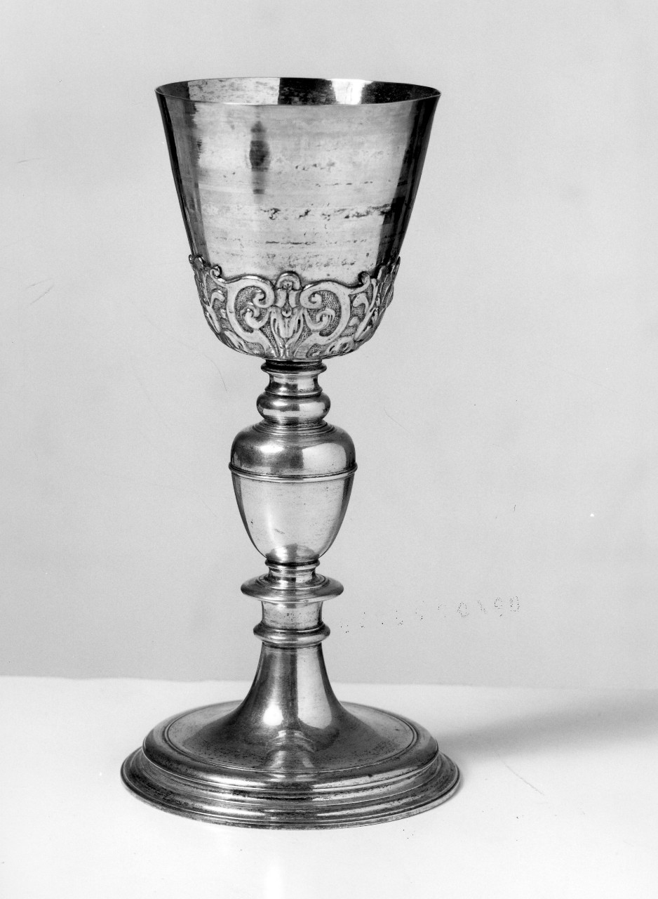 calice - bottega toscana (fine/inizio secc. XVI/ XVII)