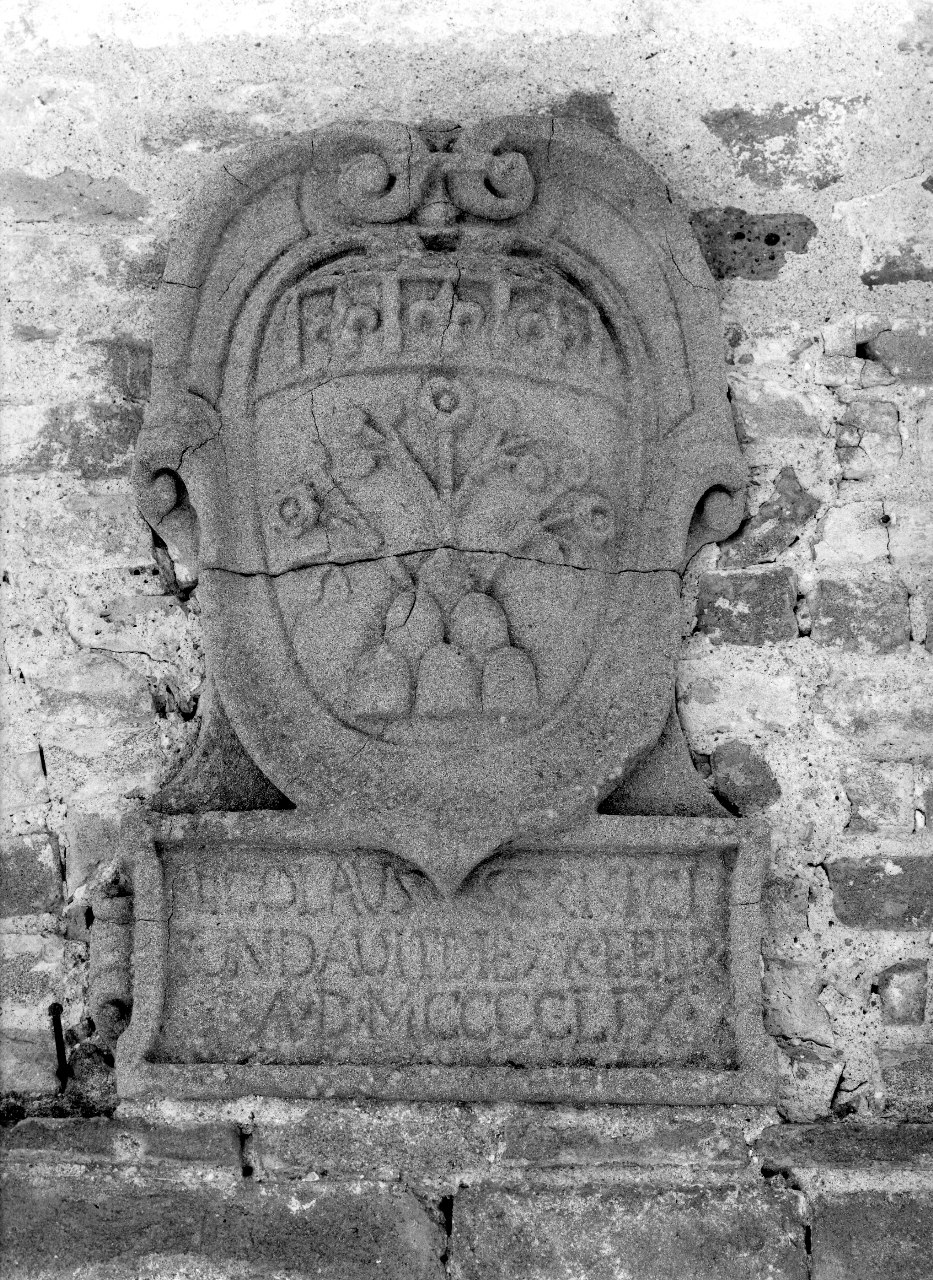 stemma gentilizio della famiglia Sernigi (rilievo) - bottega toscana (prima metà sec. XVII)