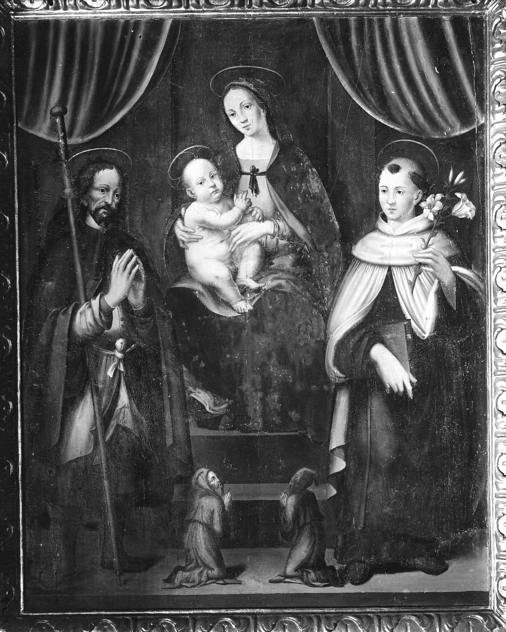 Madonna con Bambino in trono tra San Rocco e San Alberto di Sicilia (dipinto) di Antonio del Ceraiolo (maniera) (sec. XVI)