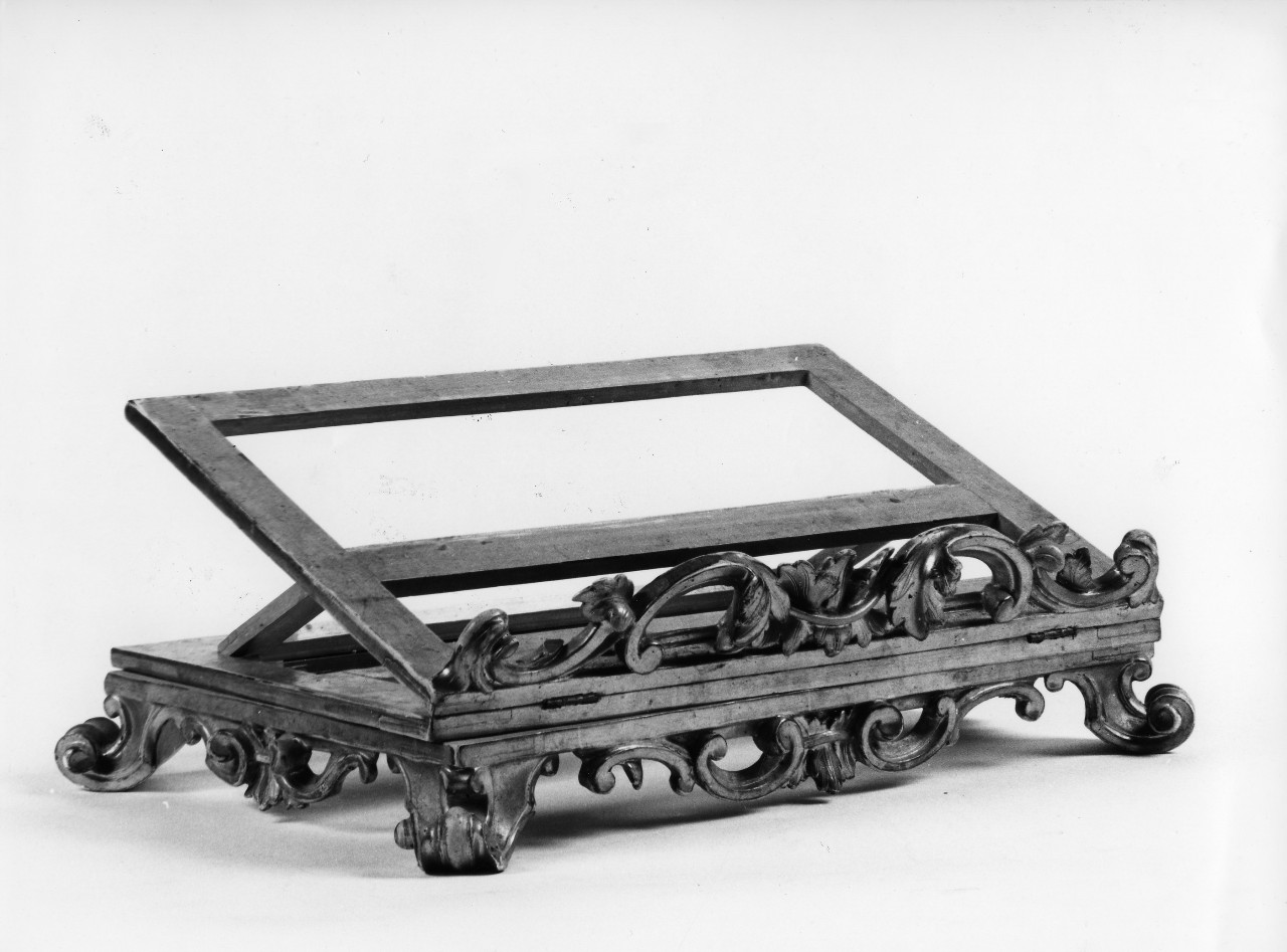 leggio d'altare - bottega toscana (seconda metà sec. XVIII)