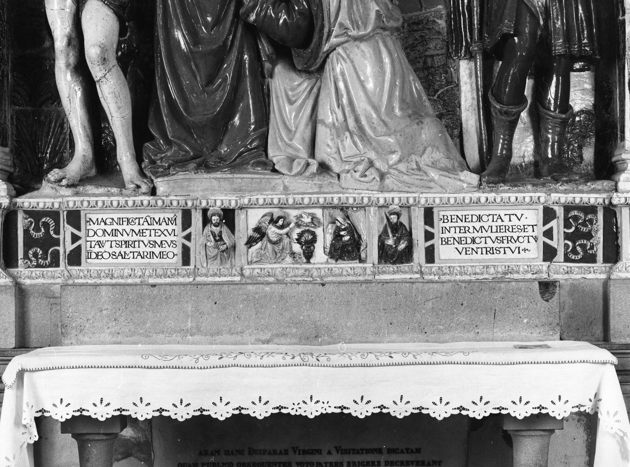 Annunciazione tra S. Stefano e S. Pietro, Annunciazione (predella) di Della Robbia Giovanni (attribuito) (sec. XVI)