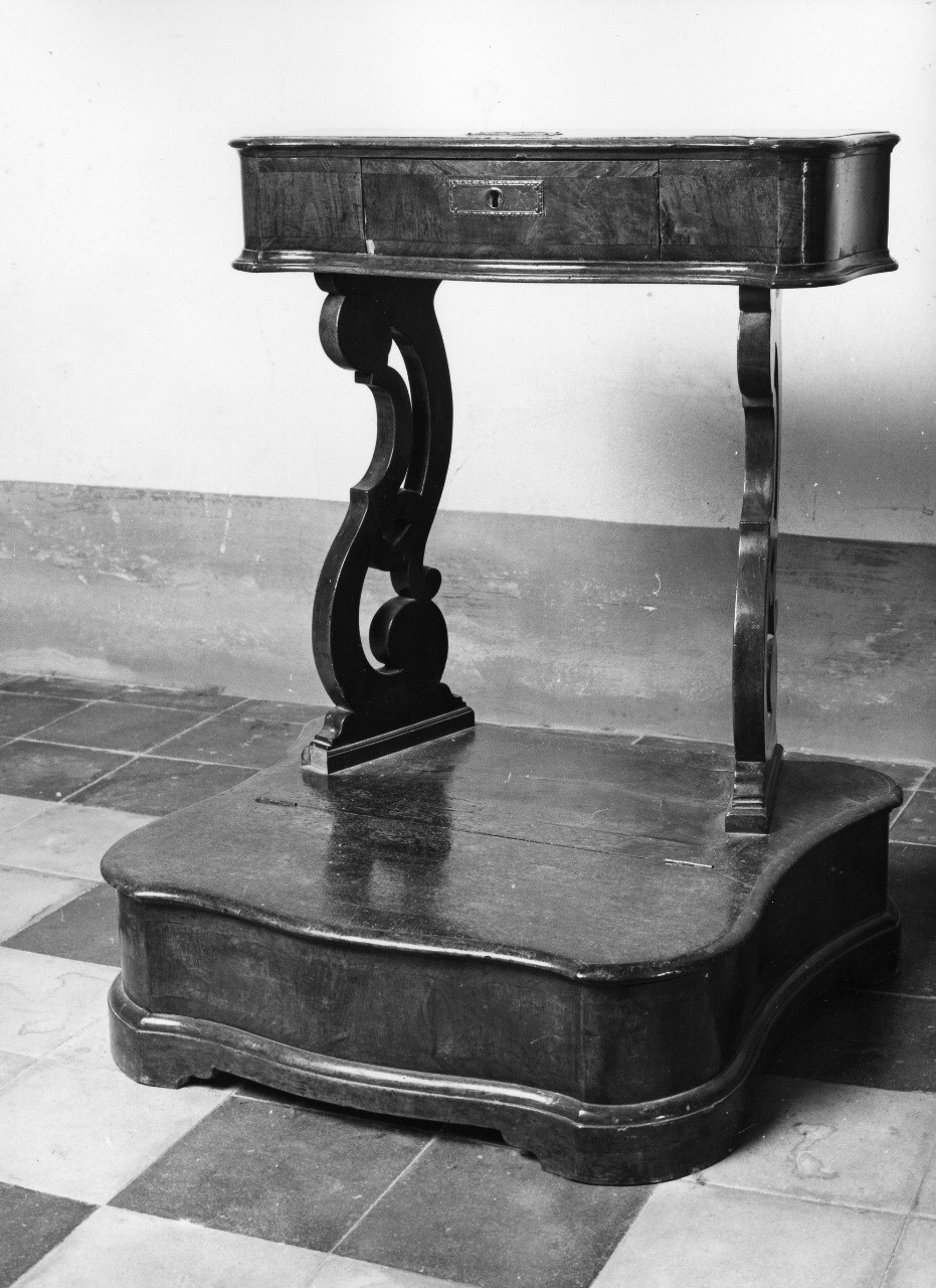 inginocchiatoio - bottega toscana (sec. XVIII)