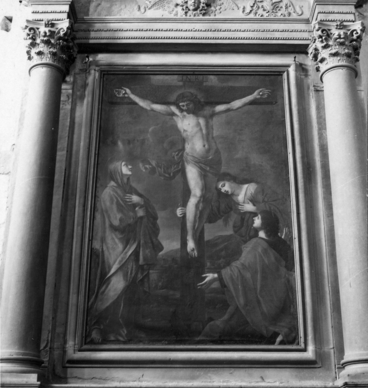 Cristo crocifisso con Madonna, Santa Maria Maddalena, San Giovanni Evangelista (dipinto) di Gimignani Giacinto (attribuito) (sec. XVII)