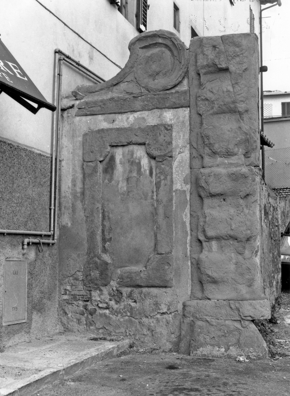 portale - manifattura toscana (sec. XVII)