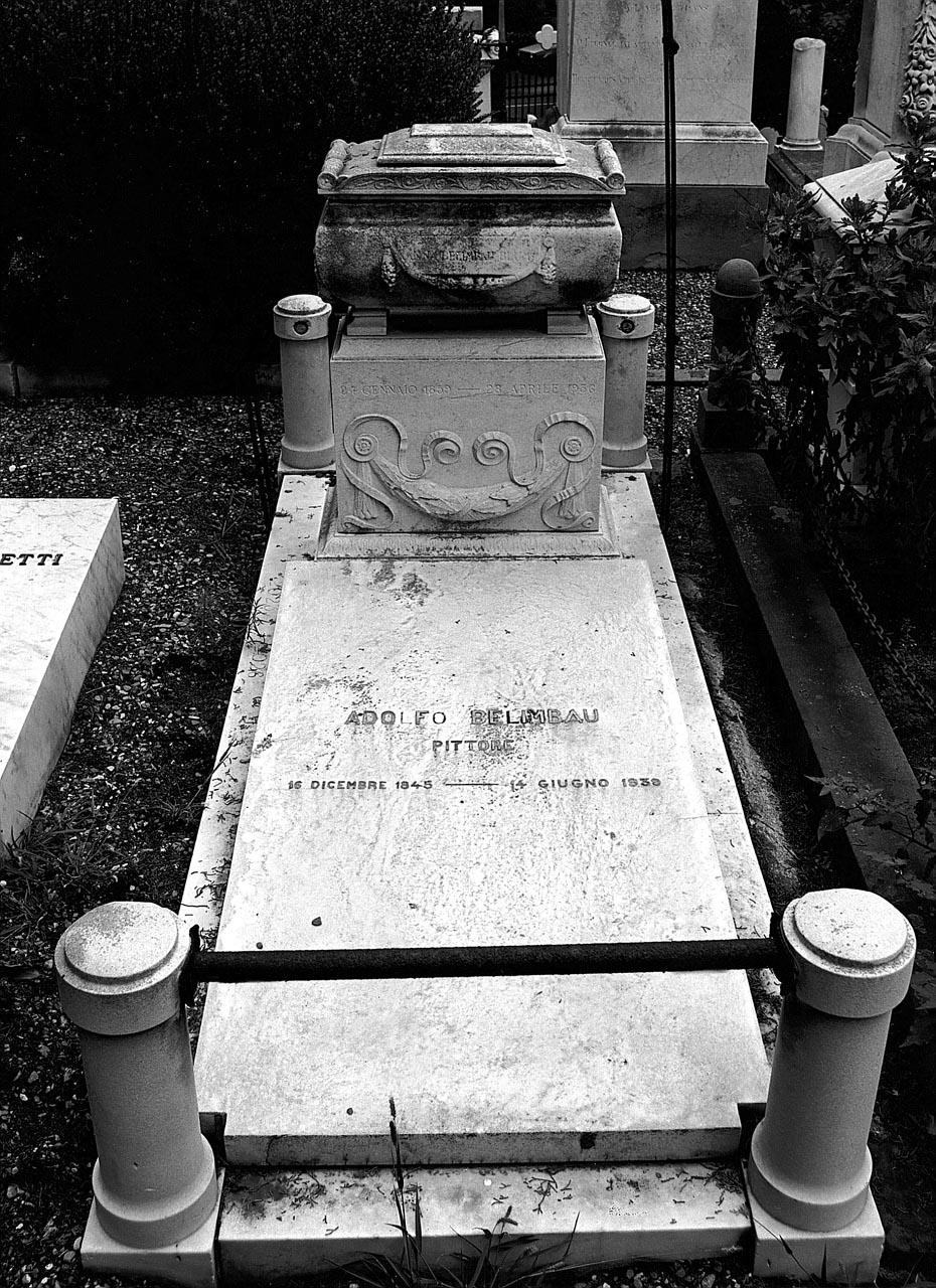 urna cineraria di Belimbau Adolfo (sec. XX)