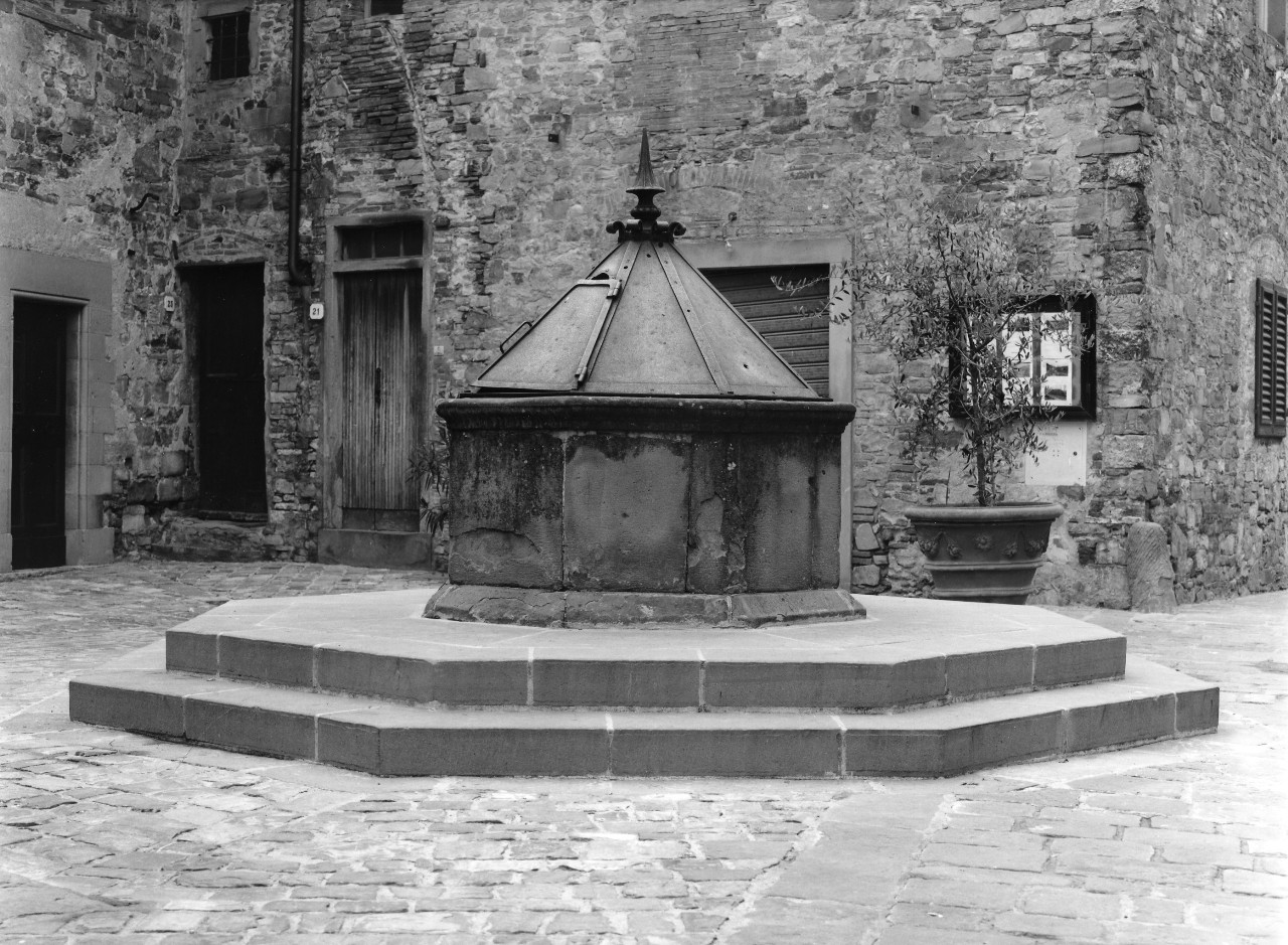 pozzo, insieme - bottega toscana (sec. XIX)