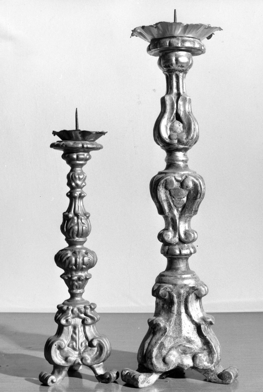 candeliere d'altare, serie - bottega toscana (metà sec. XVIII)