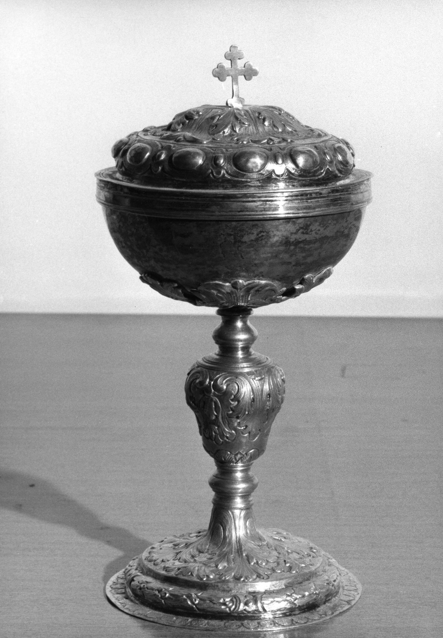 pisside - bottega toscana (metà sec. XVIII)