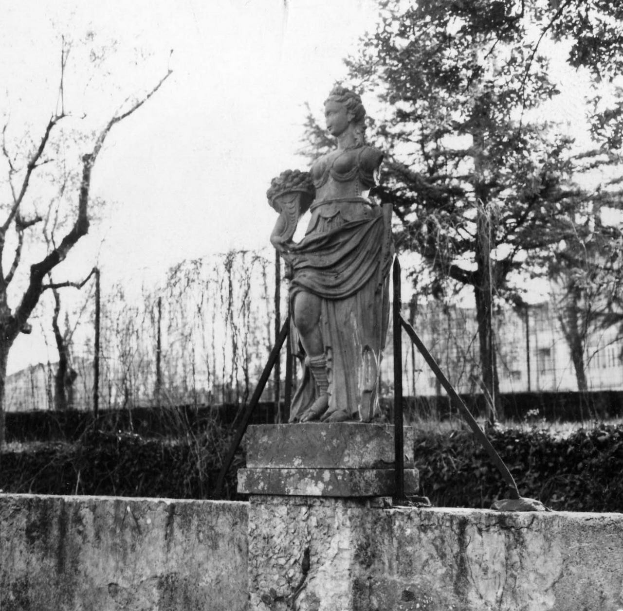 allegoria dell'estate (scultura) - ambito toscano (prima metà sec. XIX)