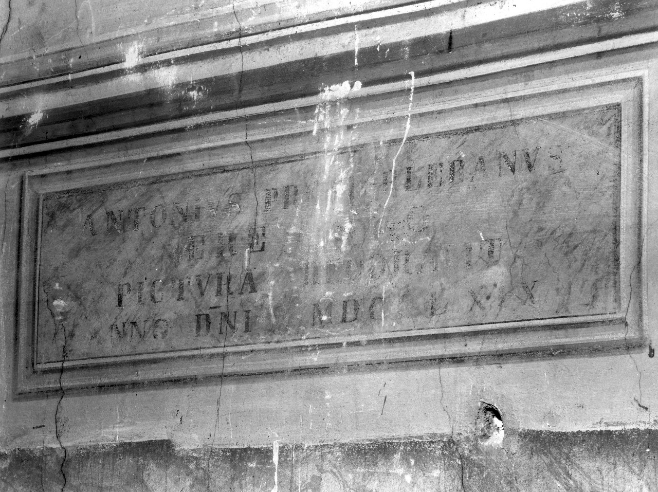 lapide con iscrizione (dipinto) - bottega toscana (sec. XVIII)