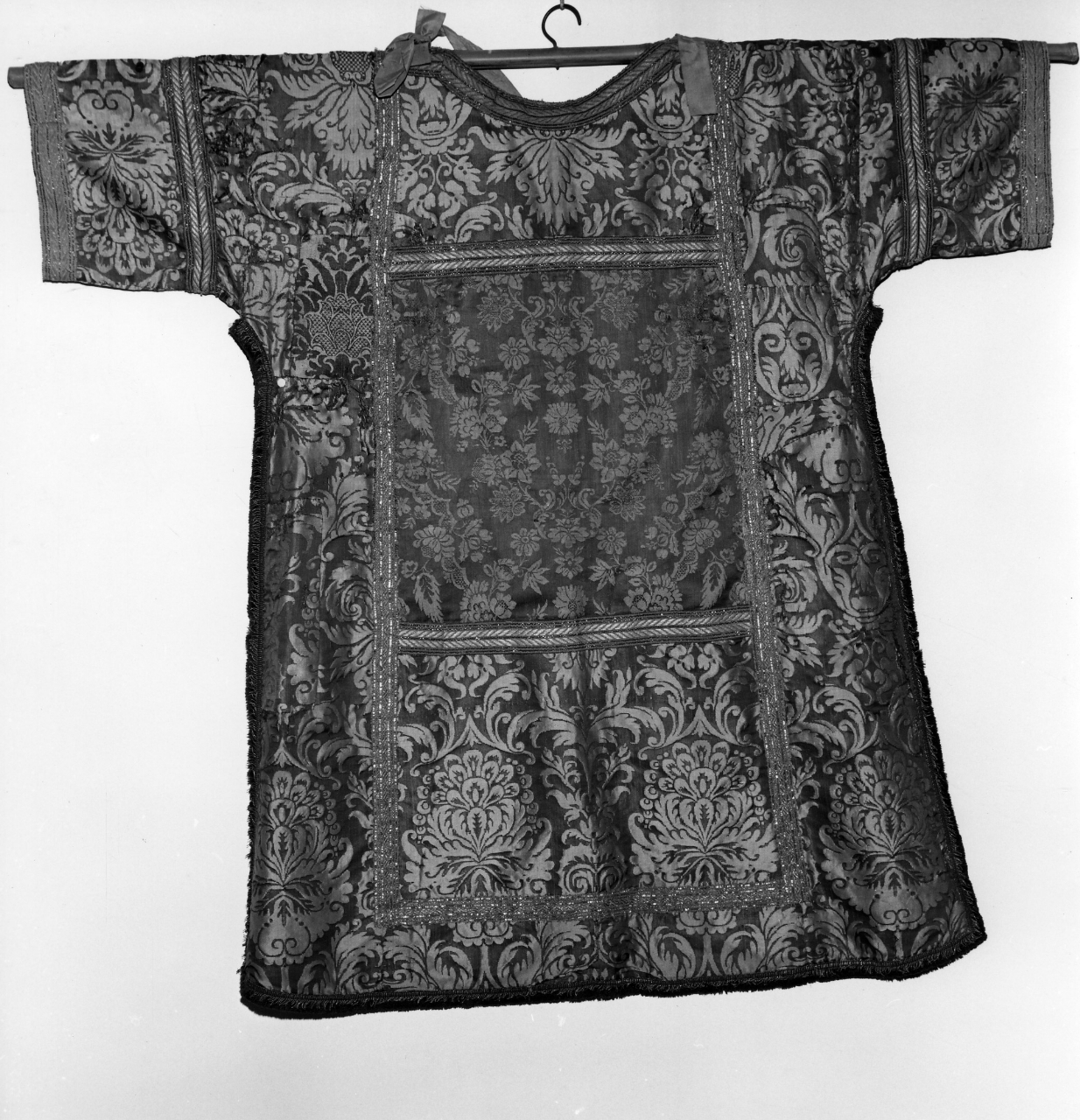 tunicella, serie - manifattura toscana (fine/inizio sec. XVII, secc. XVIII/ XIX)