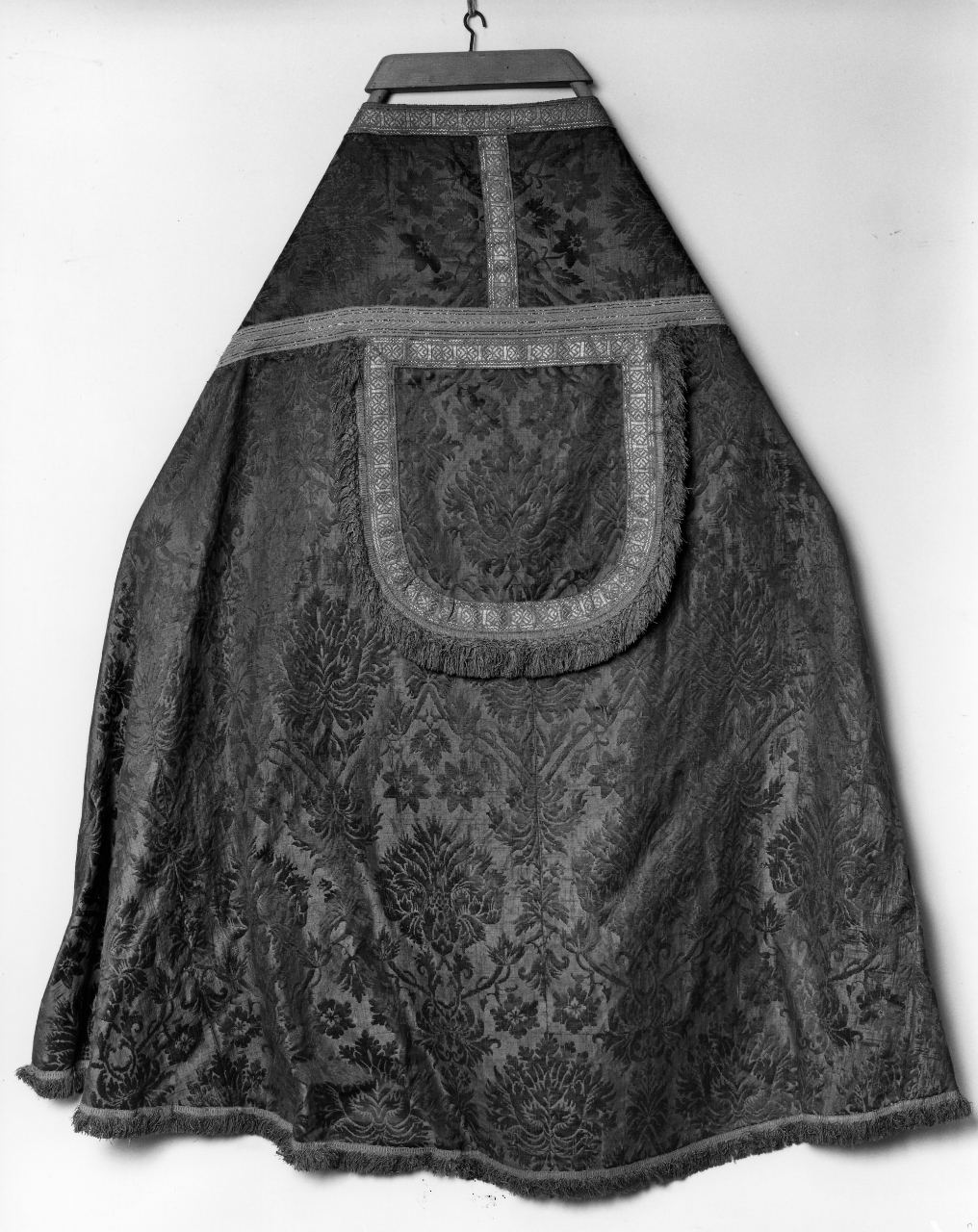 piviale - manifattura toscana (sec. XVIII)