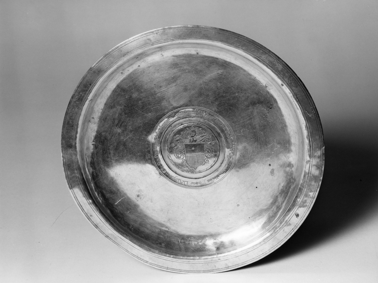 vassoio - bottega toscana (sec. XVII)