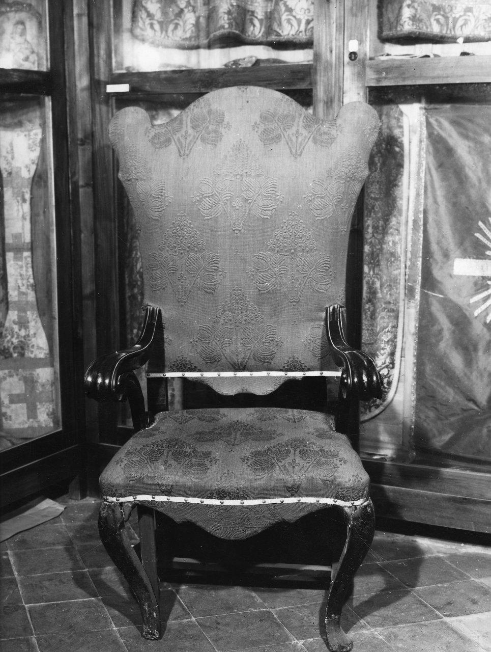 poltrona - bottega toscana (prima metà sec. XVIII)