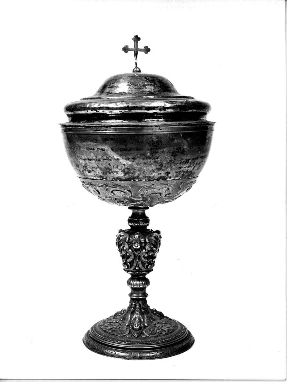 pisside - bottega pistoiese (fine/inizio secc. XVI/ XVII)