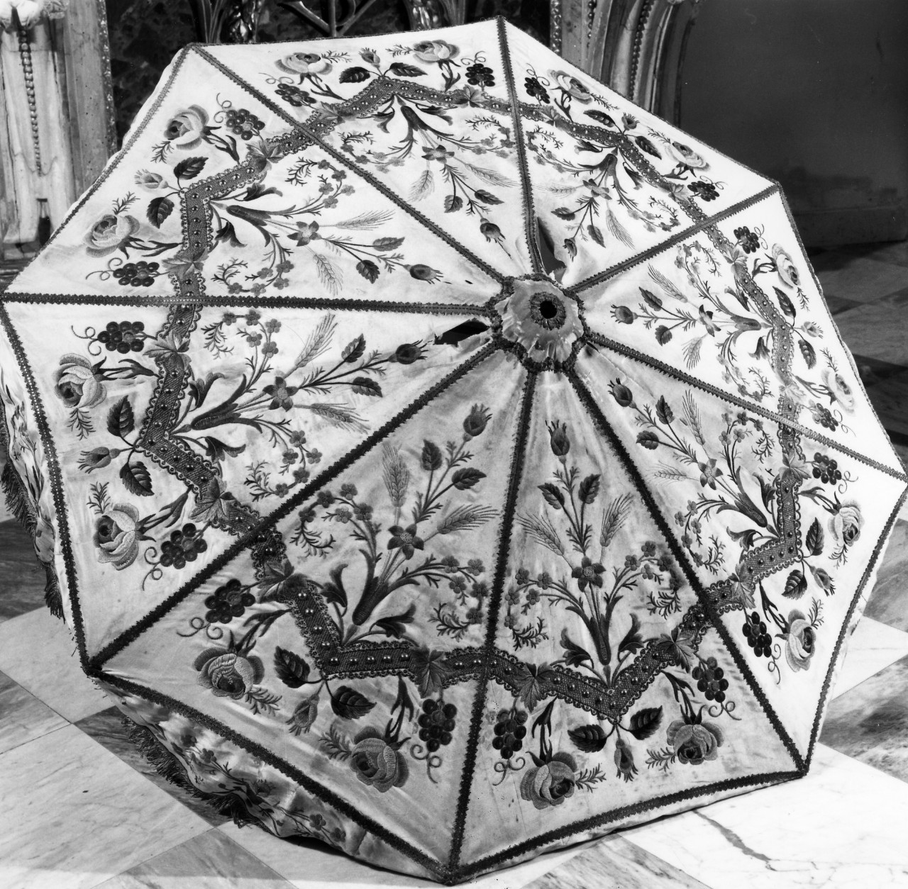 ombrellino processionale - manifattura toscana (fine/inizio secc. XIX/ XX)