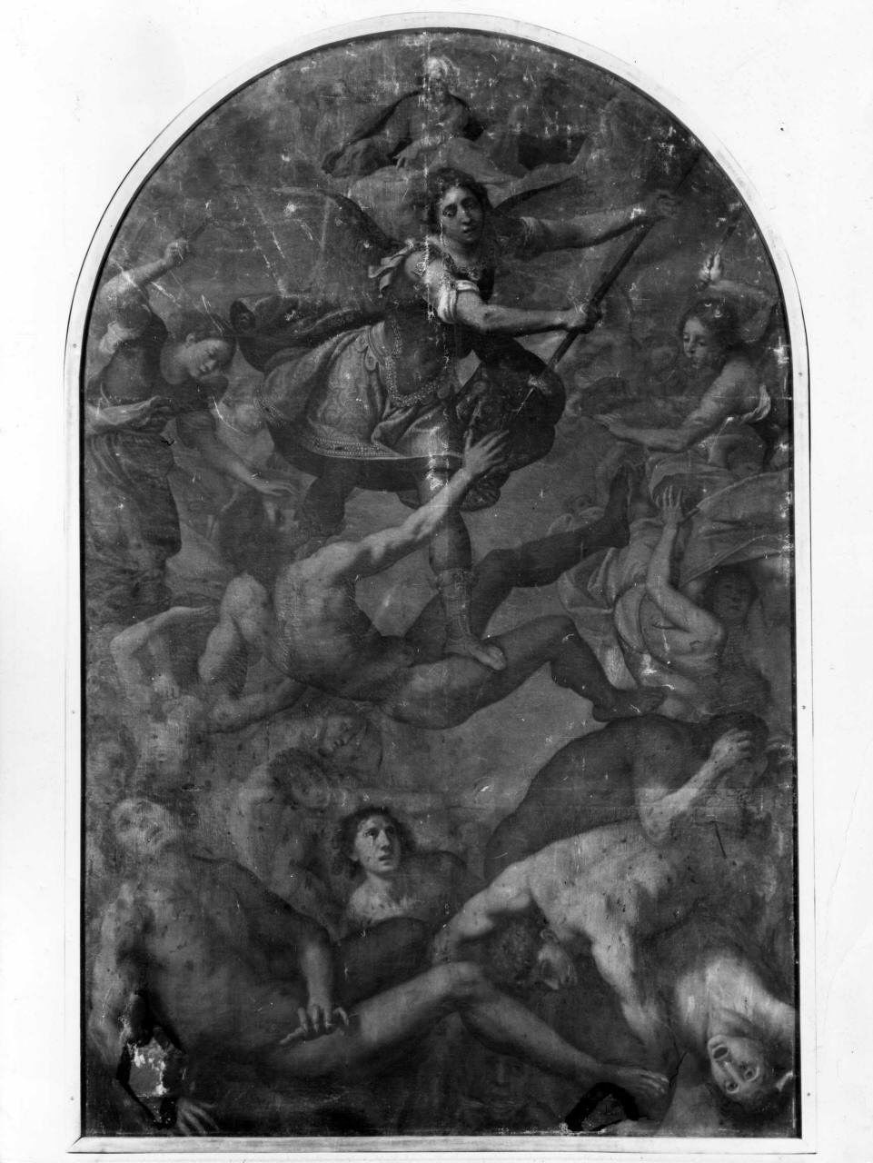 San Michele Arcangelo scaccia gli angeli ribelli dal paradiso (dipinto) di Tiarini Alessandro (inizio sec. XVII)