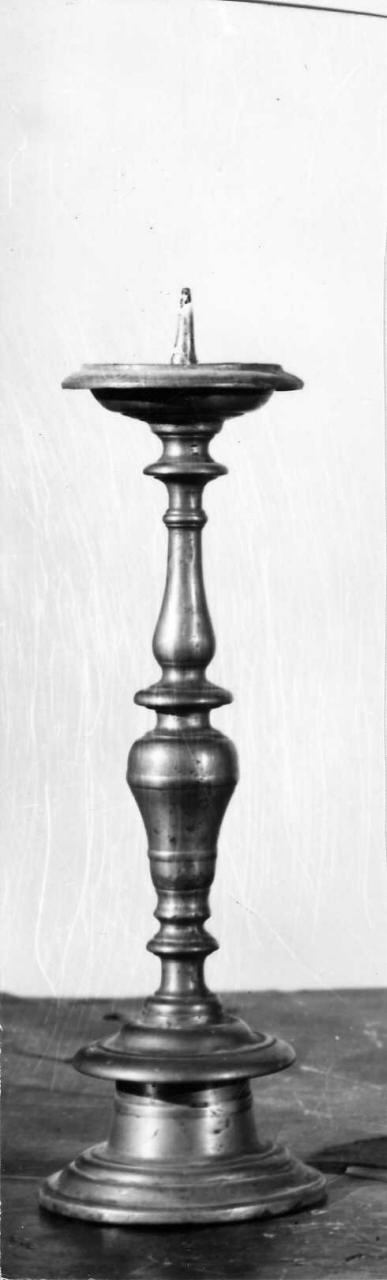 candeliere, serie - produzione toscana (sec. XVIII)