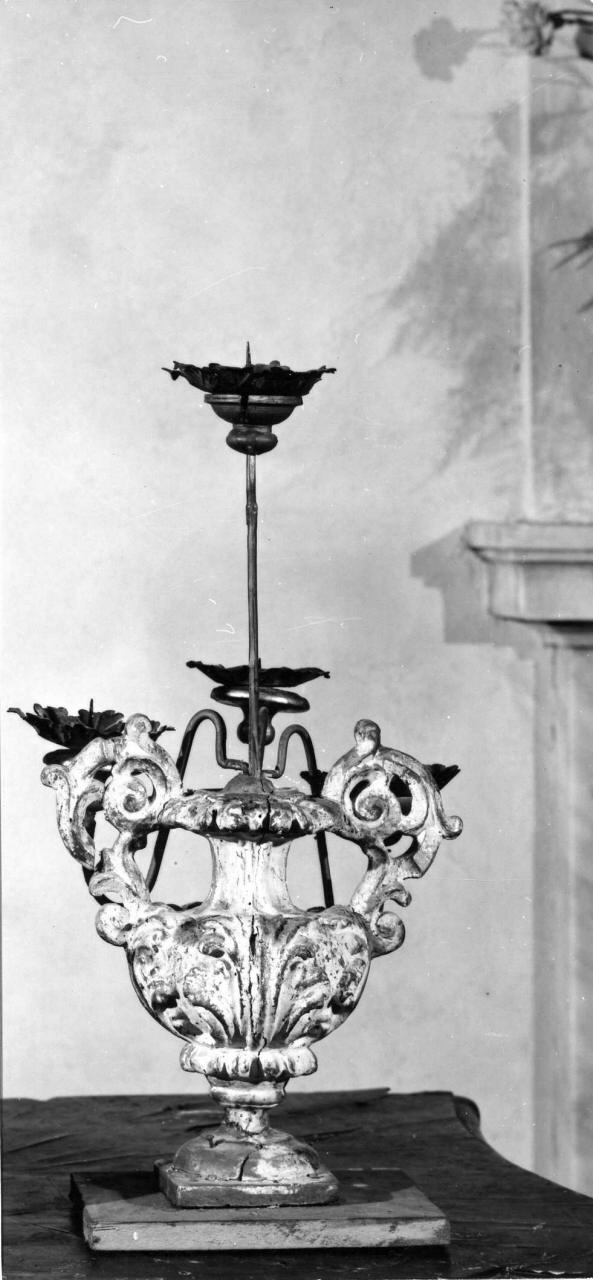 candeliere, serie - bottega toscana (prima metà sec. XVIII)