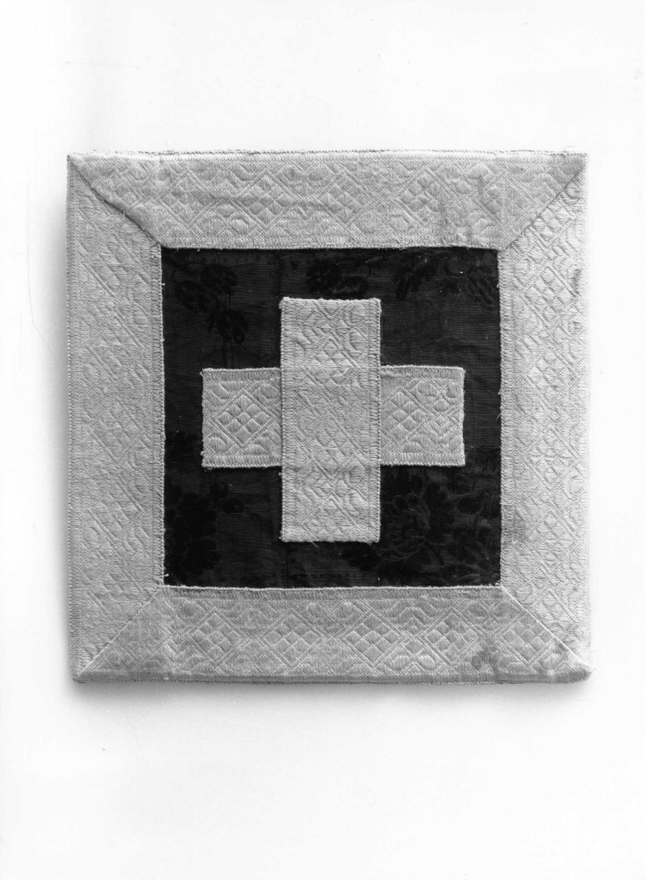 borsa del corporale, elemento d'insieme - manifattura italiana (seconda metà sec. XIX)