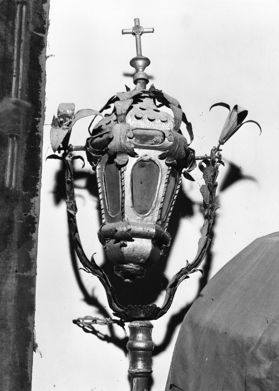 lanterna processionale, serie - bottega toscana (prima metà sec. XIX)