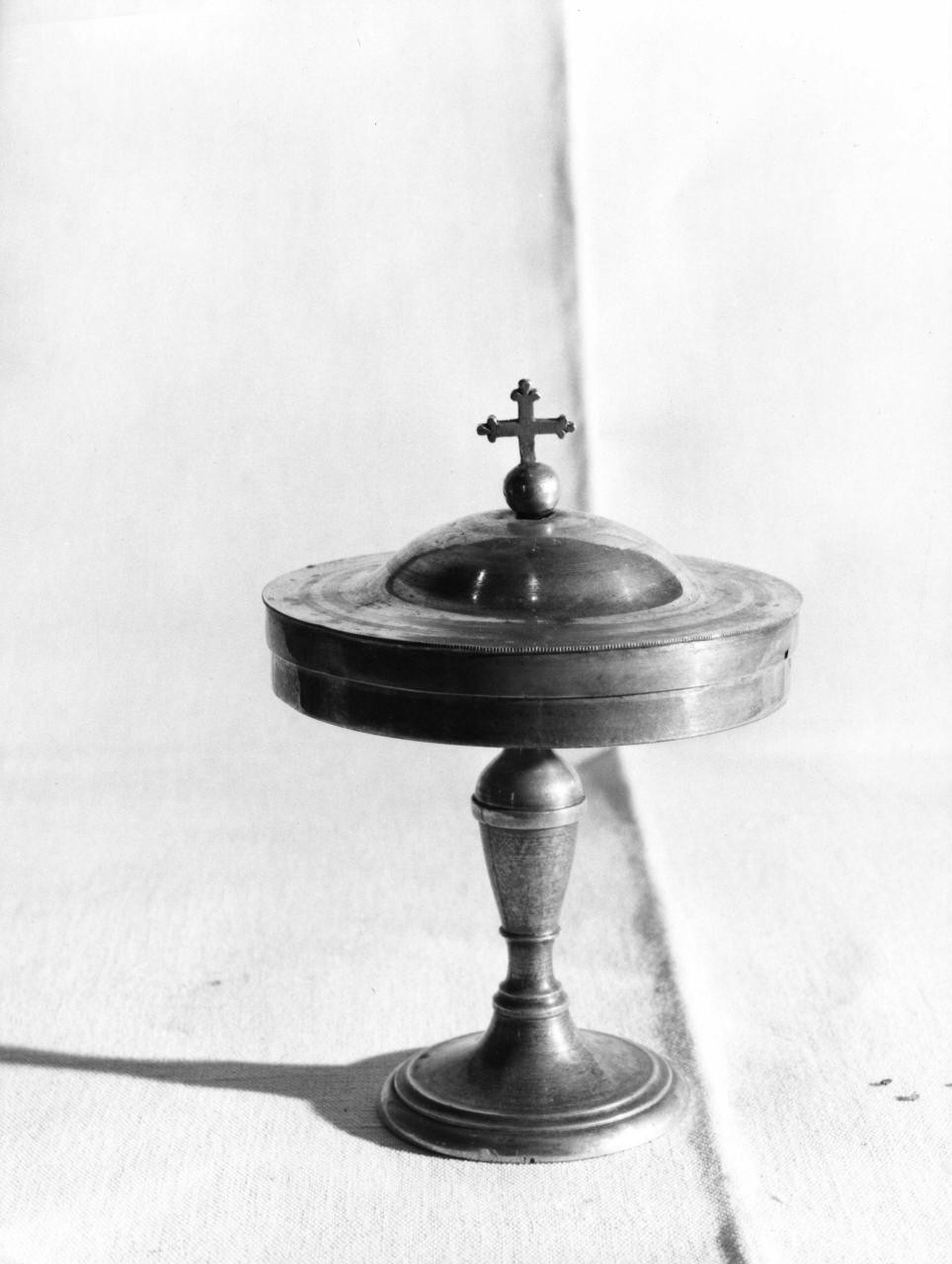 pisside - bottega toscana (fine/inizio secc. XIX/ XX)